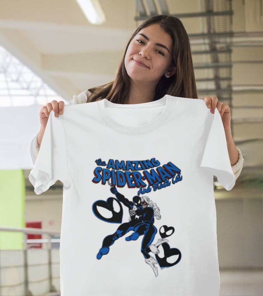 The Amazing Spider Man Hugs Black Cat With Hearts T-Shirt