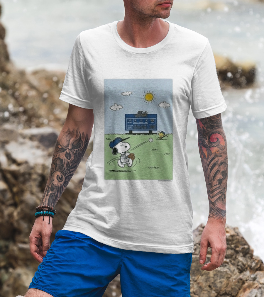 New York Mets Snoopy Peanuts Baseball Collaboration T-Shirt