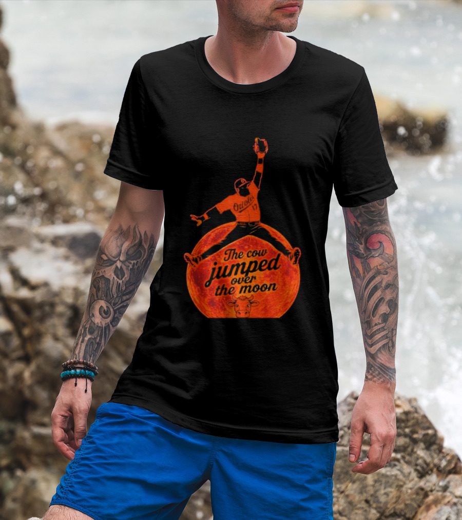 Colton Cowser The Cow Jumped Over The Moon Baseball Catcher T-Shirt