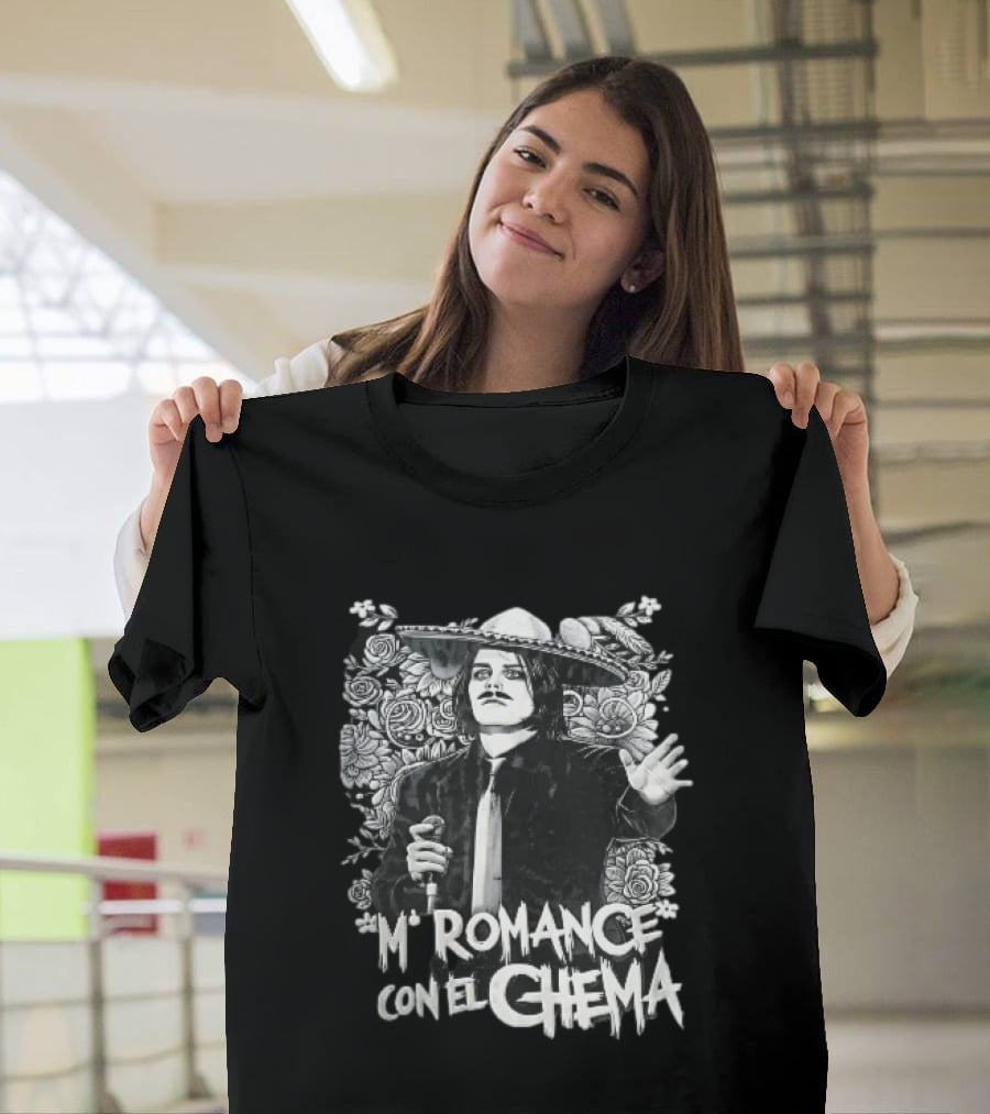 Mi Romance Con El Chema Traditional Mexican Mariachi Singer Hat And Flowers T-Shirt