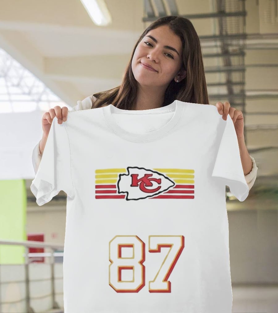 Travis Kelce Kansas City Chiefs KC Logo 87 T-Shirt