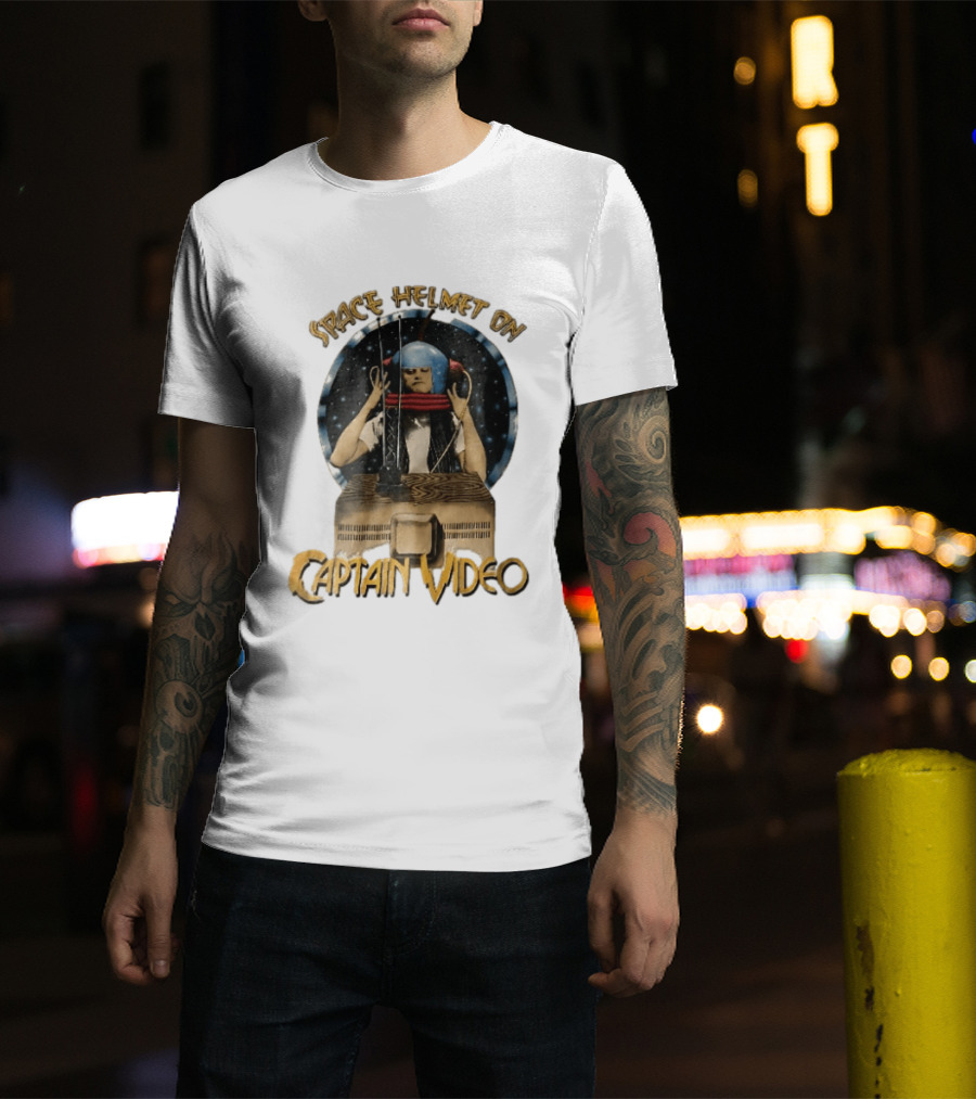 Space Helmet On Captain Video Retro Sci Fi Adventure T-Shirt