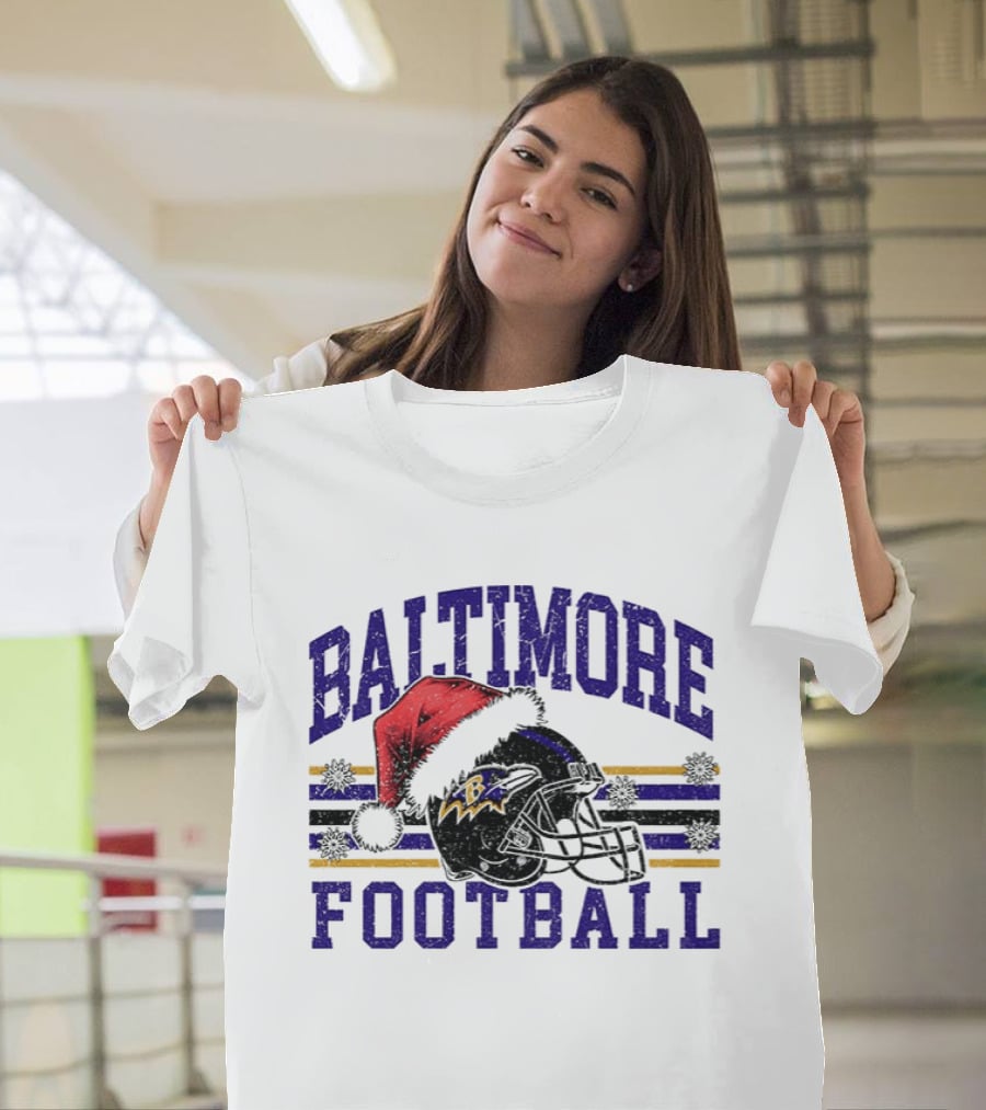 Baltimore Ravens Santa Hat Football Merry Christmas 2025 T-Shirt