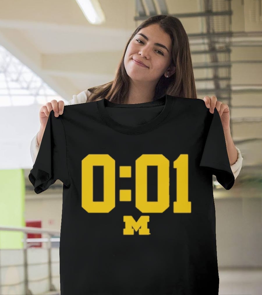 Michigan Wolverines 0.01 Seconds M T-Shirt