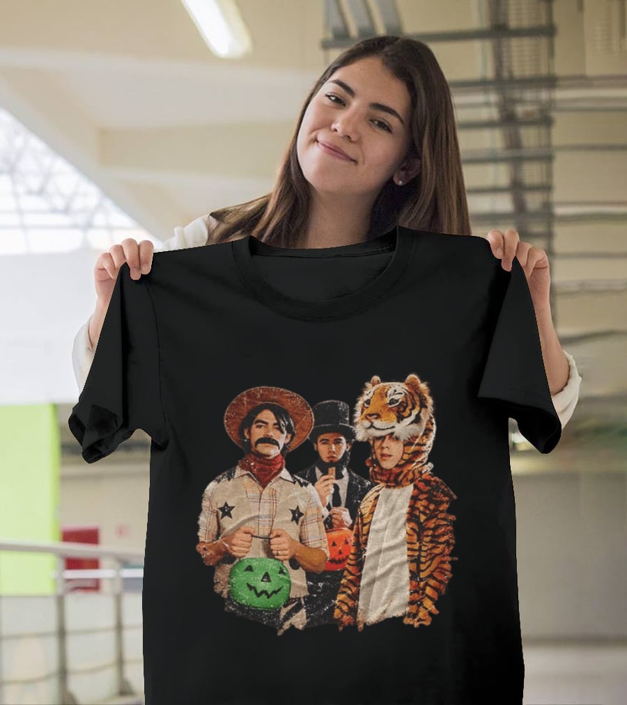 Jonas Brothers Cowboy Tiger Top Hat Halloween Costume Fun T-Shirt