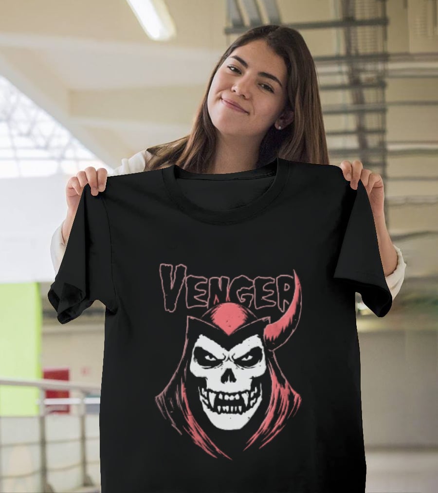 Venger Distressed Red Hooded Skull Face One Horned Demon T-Shirt