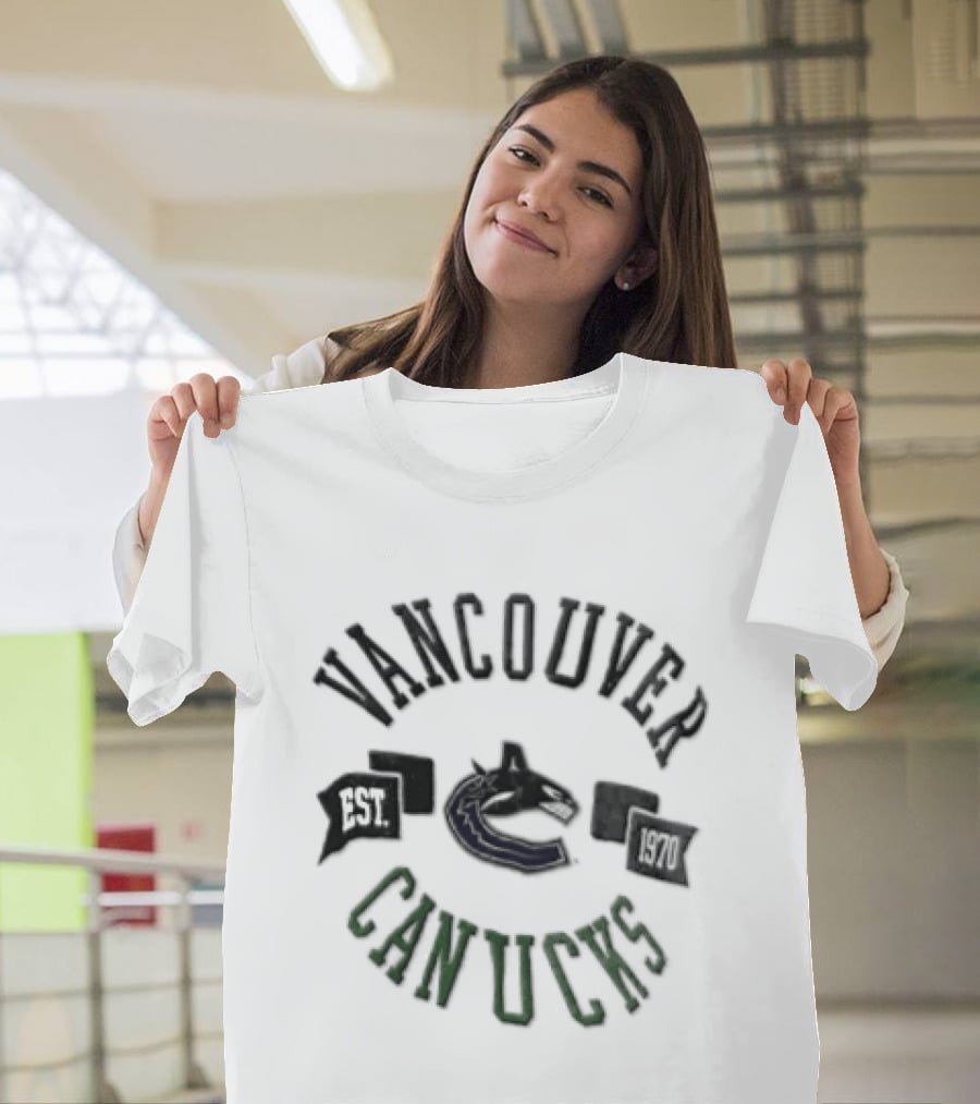 Vancouver Canucks Hockey NHL Est 1970 Vintage Team T-Shirt