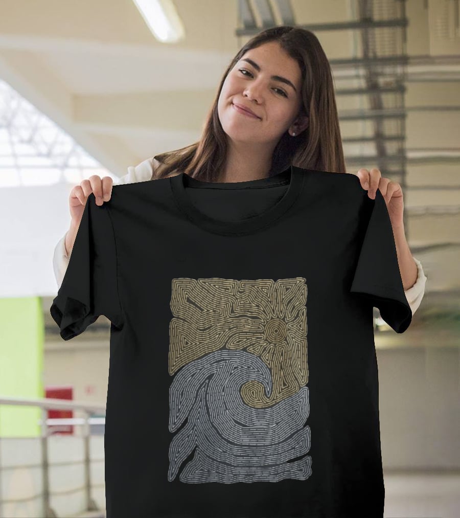 Golden Sun Over Crashing Blue Ocean Wave Line Maze T-Shirt