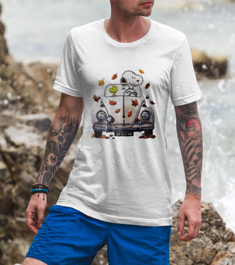Peanuts Snoopy Woodstock Driving Car Autumn Leaves Watercolor Cartoon 09 Mk T-Shirt