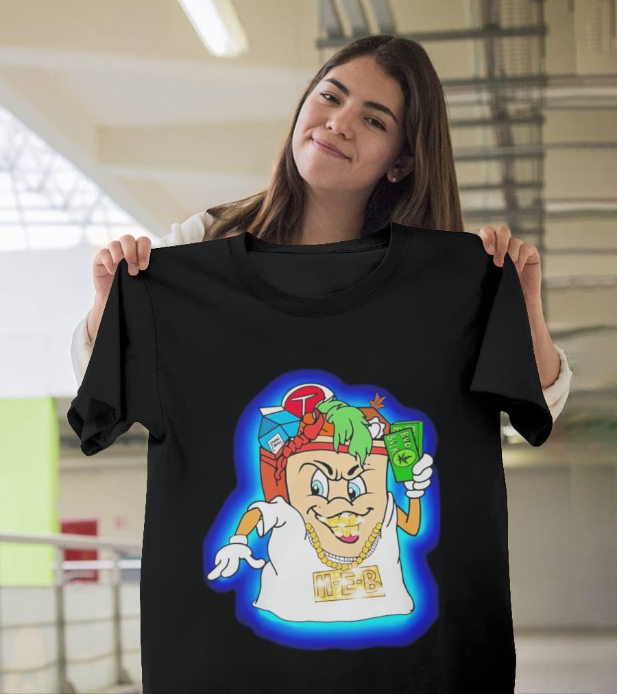 H E Buddy Bud Bucks Character Holding Bud Buck Bills And Wearing Gold Chain With Bling H E B T-Shirt