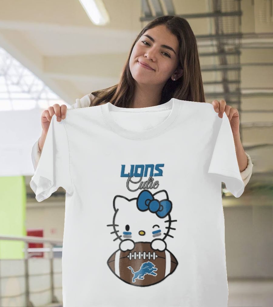 Detroit Lions Cute Cartoon Cat With Blue Bow Face Paint Football T-Shirt