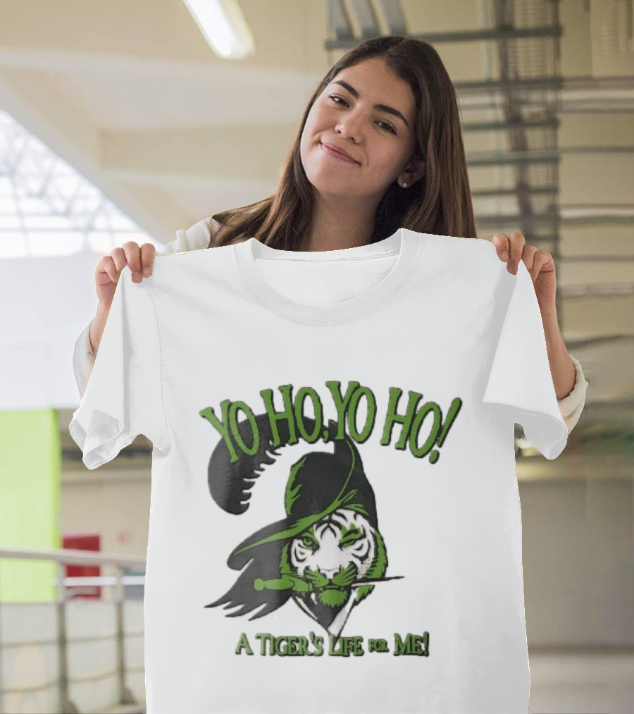 Yo Ho Yo Ho Pirate Tiger Winking Dagger A Tiger's Life For Me T-Shirt