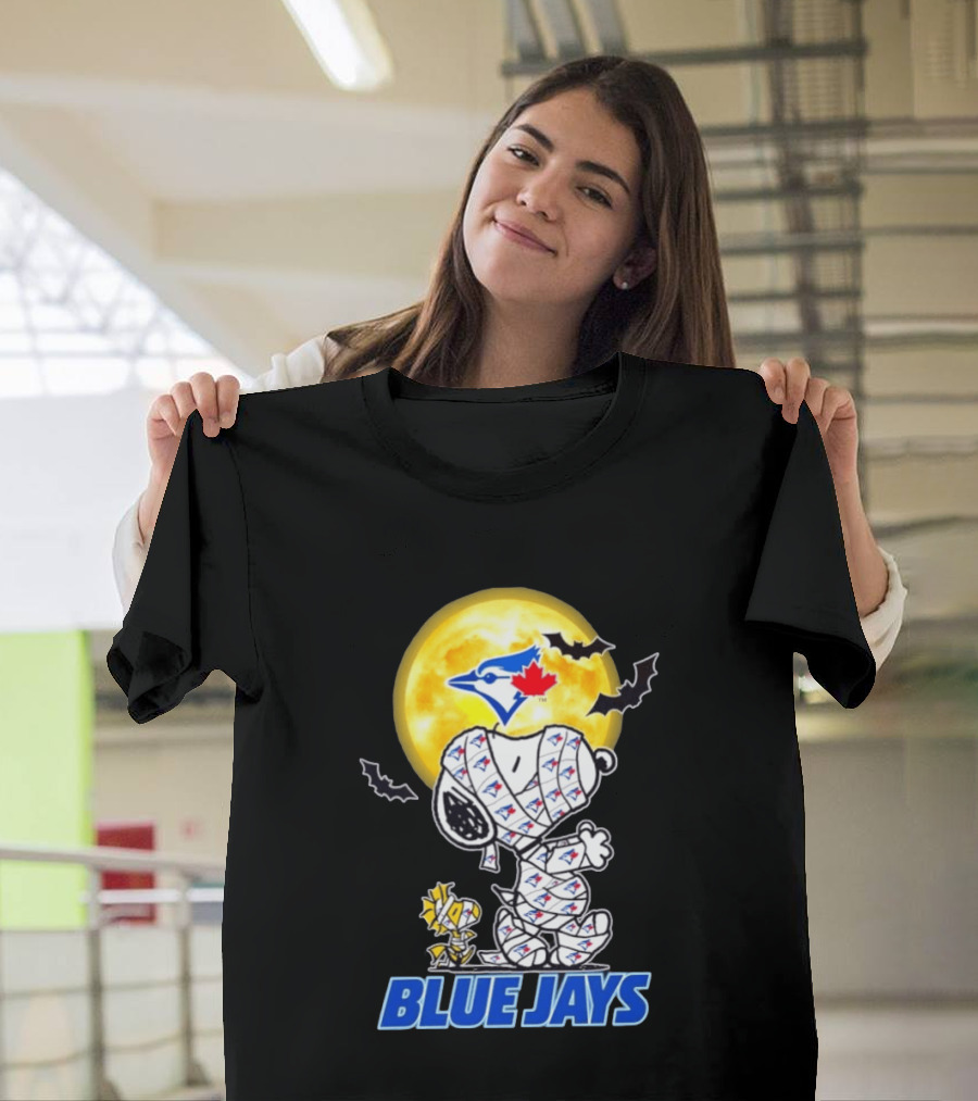 Toronto Blue Jays Halloween Snoopy Woodstock Mummy Cosplay Full Moon Bats T-Shirt