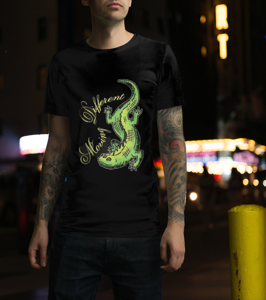 Different Moving Green Lizard Iguana Line Sketch T-Shirt