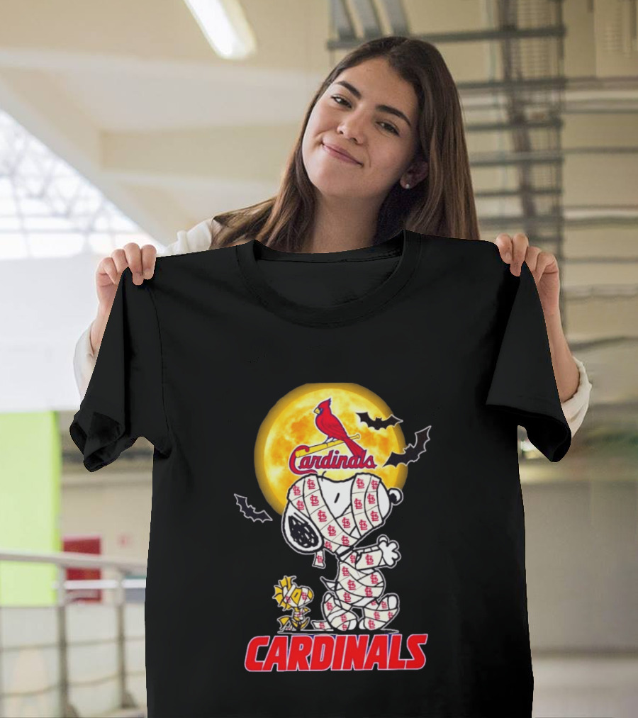 St. Louis Cardinals Snoopy Woodstock Mummy Halloween Moon Bats T-Shirt