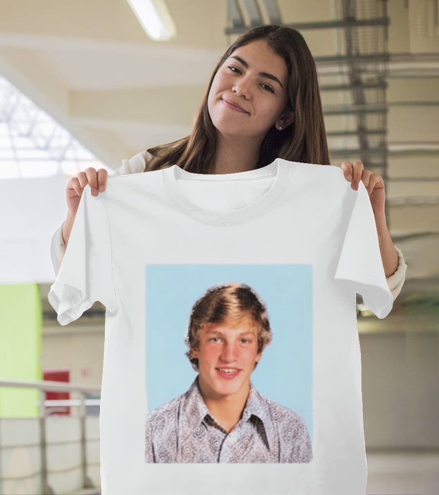 Awesome Matthew McConaughey High School Photo Retro Vibe T-Shirt