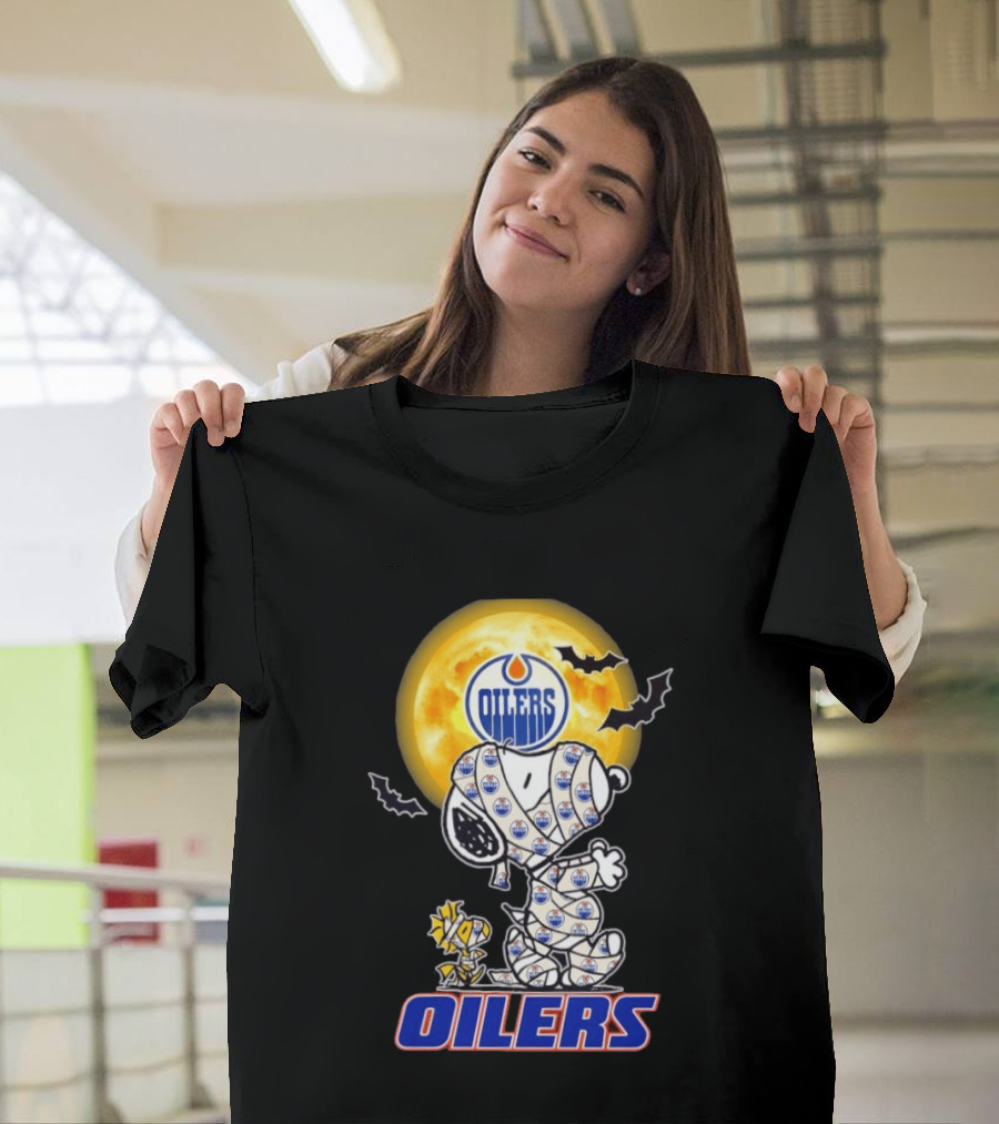 Edmonton Oilers Snoopy Woodstock Halloween Mummy Moon Bats T-Shirt