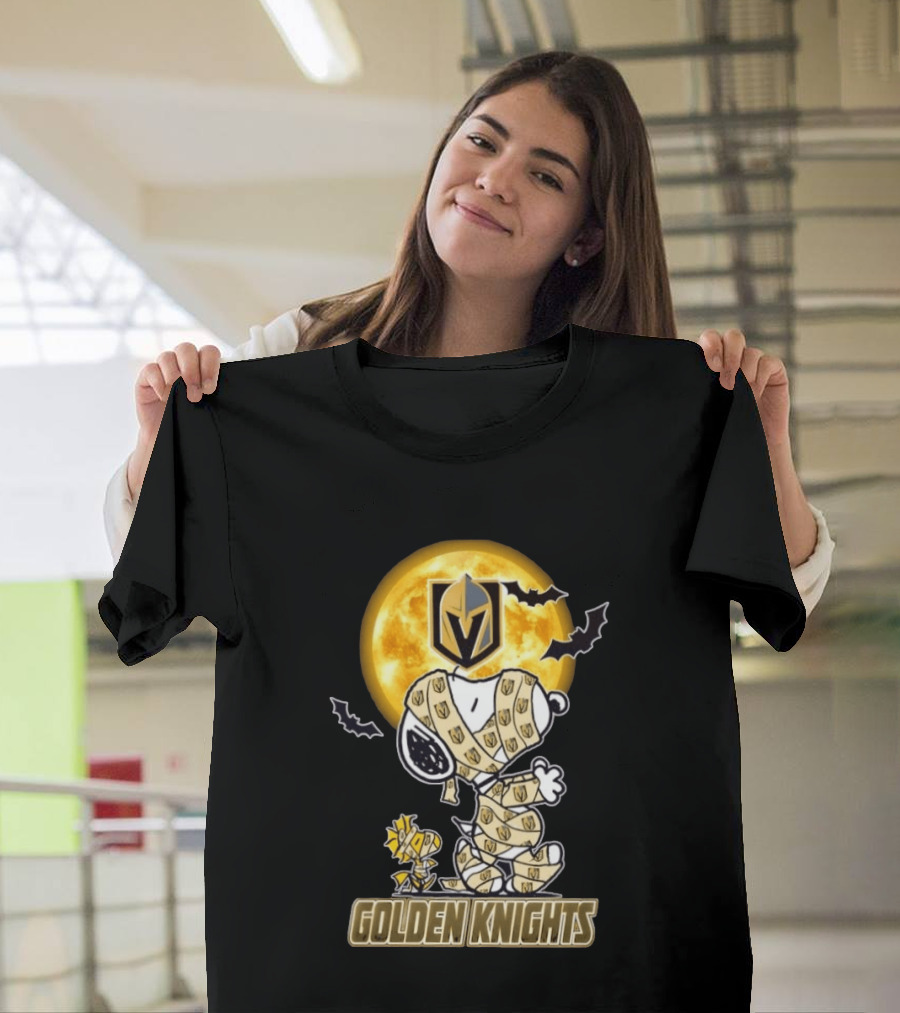 Vegas Golden Knights Snoopy Woodstock Mummy Halloween Moon T-Shirt