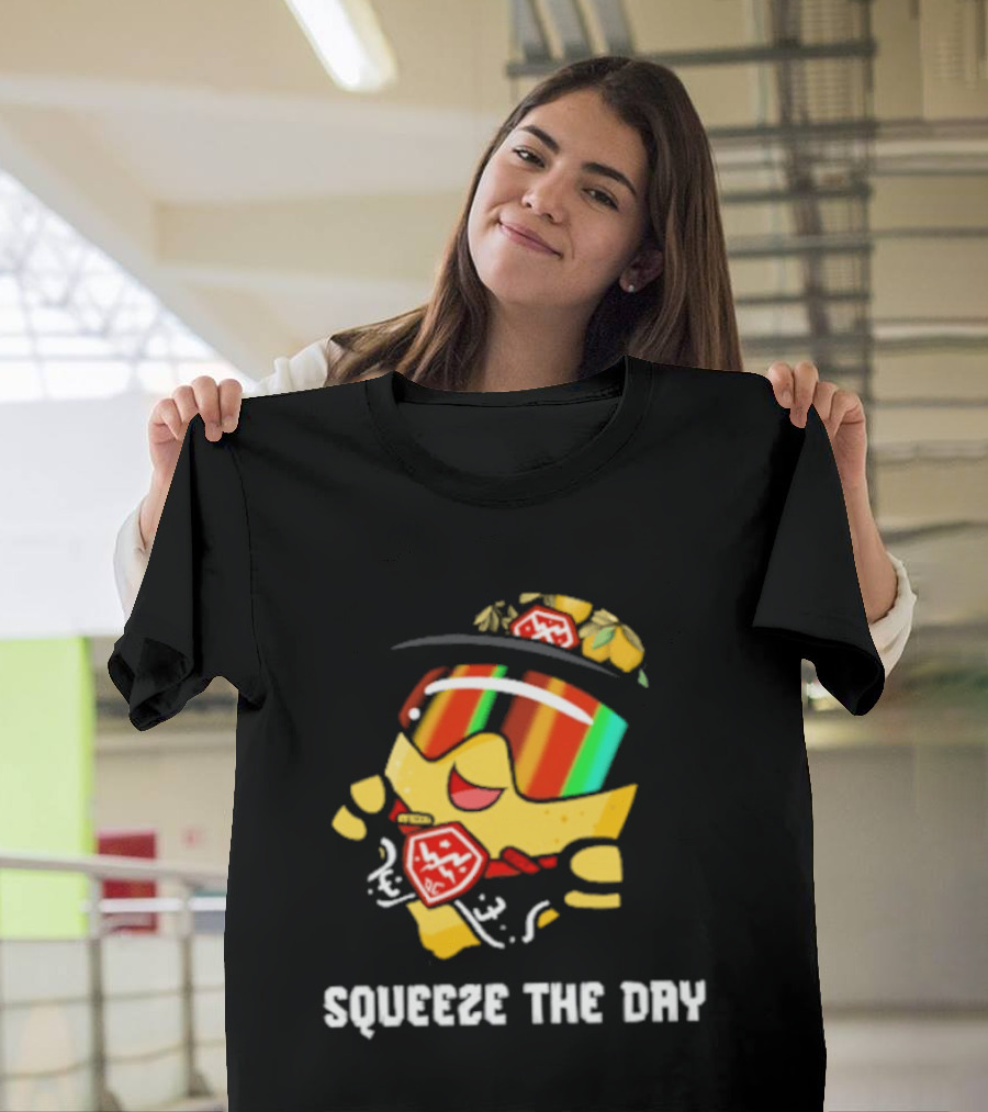 Lemon Guy Squeeze The Day Sunglasses Cool Vibe T-Shirt