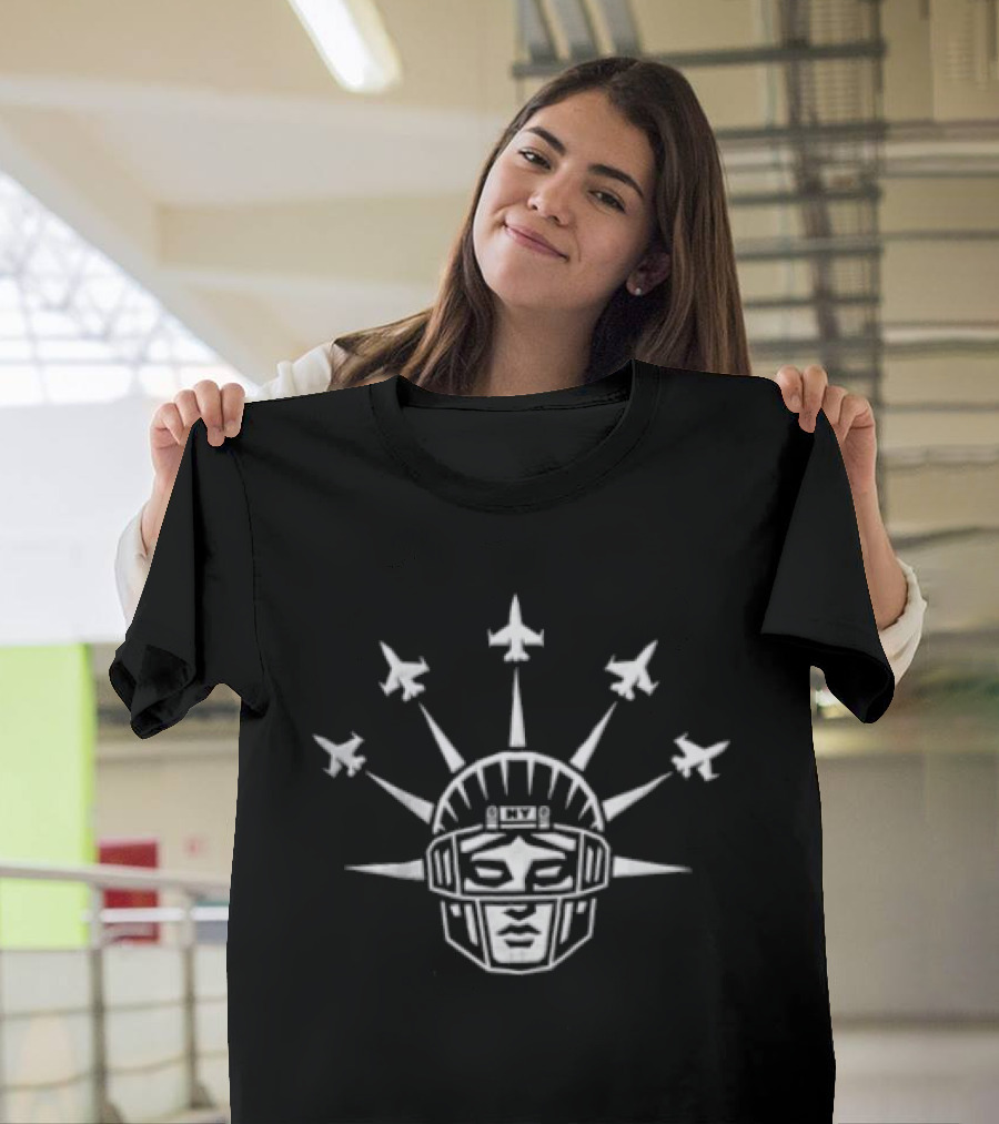 Liberty Formation New York Jets Football Statue Flying Jets T-Shirt