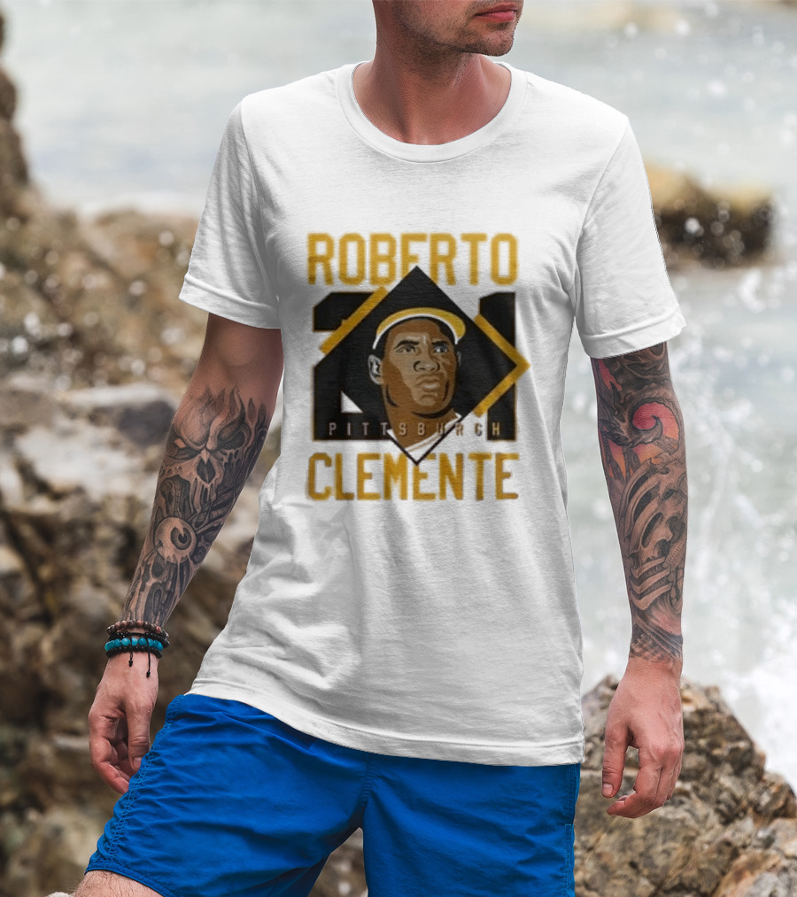 Roberto Clemente 21 Pittsburgh Pirates Iconic Baseball Legend T-Shirt