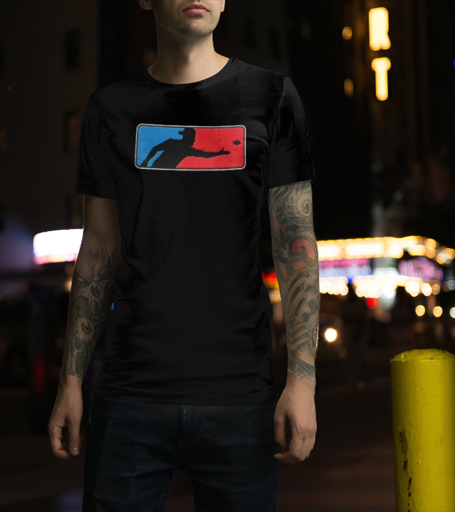 Distressed Red Blue Disc Golf Throwing Silhouette Sports Ultimate T-Shirt