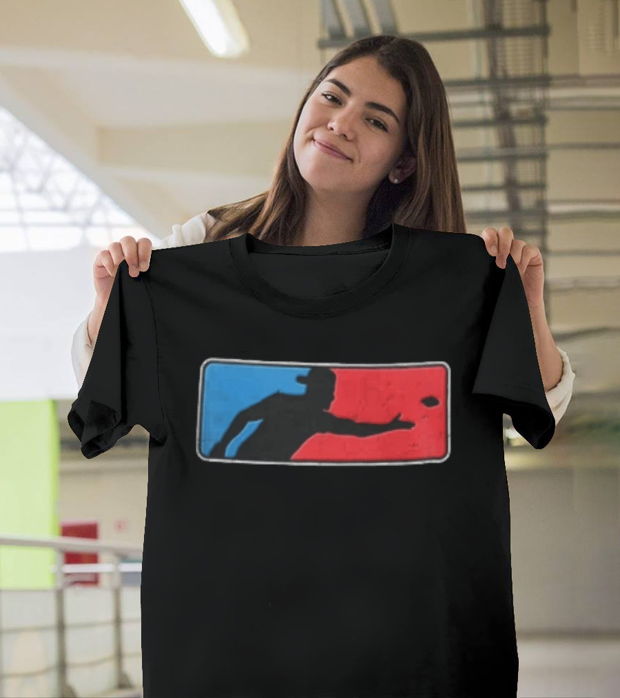 Distressed Red Blue Disc Golf Throwing Silhouette Sports Ultimate T-Shirt