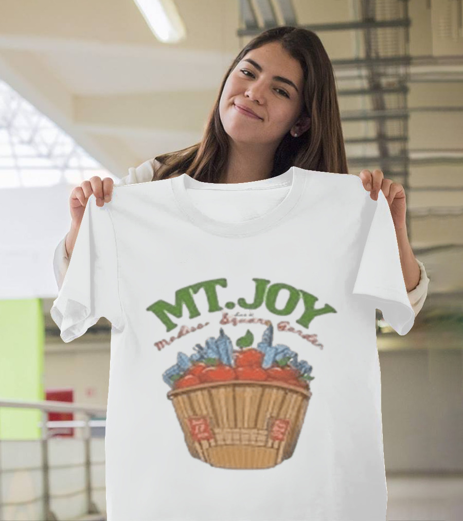 Mt Joy Farm Fresh Apples Basket Orchard T-Shirt