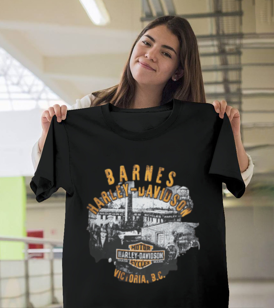 Barnes Harley Davidson Motor Cycles Victoria BC Distressed T-Shirt