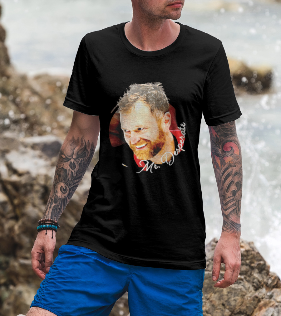 Mr Desperate Smiling Bearded Man Circular Photo T-Shirt