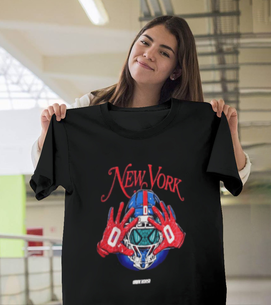 New York Dark Horse Helmet Spider Man Gloves T-Shirt