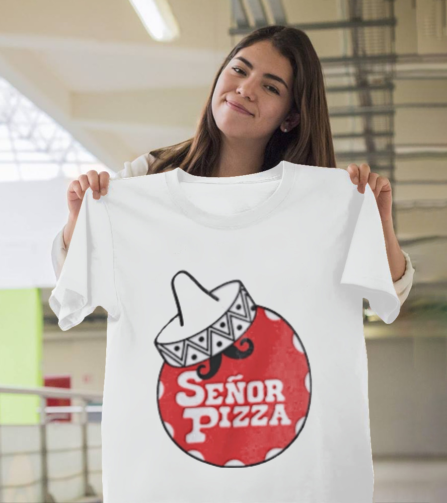 Señor Pizza Red Apron With Mustache And Patterned Collar T-Shirt