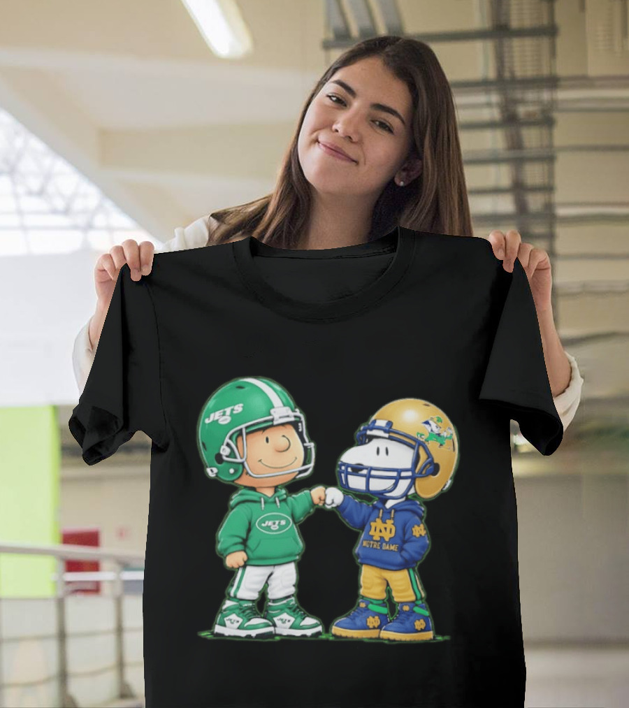 Charlie Brown Jets Snoopy Notre Dame Fist Bump T-Shirt