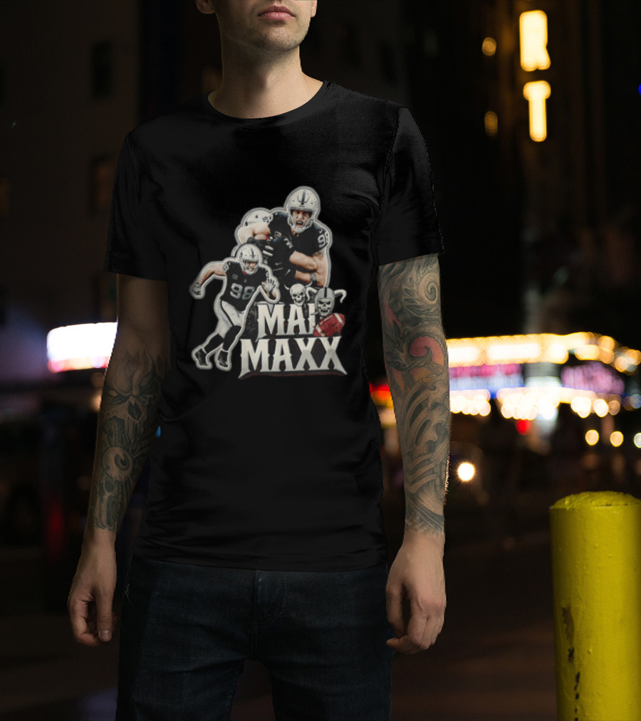 Las Vegas Raiders Maxx Crosby Mad Maxx Skulls Football T-Shirt