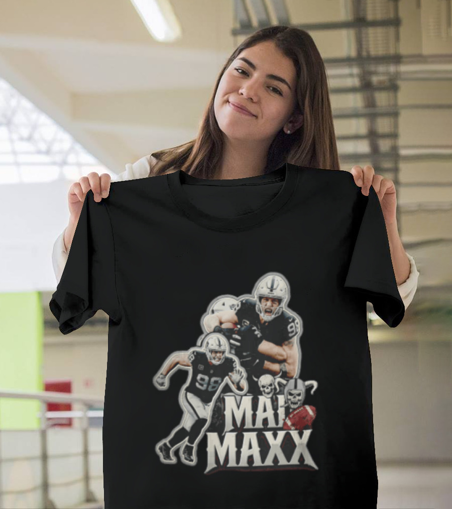 Las Vegas Raiders Maxx Crosby Mad Maxx Skulls Football T-Shirt