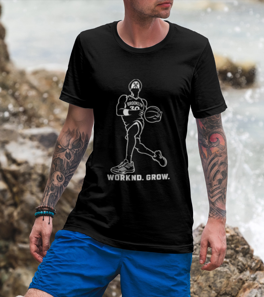 Brooklyn Nets Julius Randle Worknd Grow Basketball Player Dribbling Ball T-Shirt