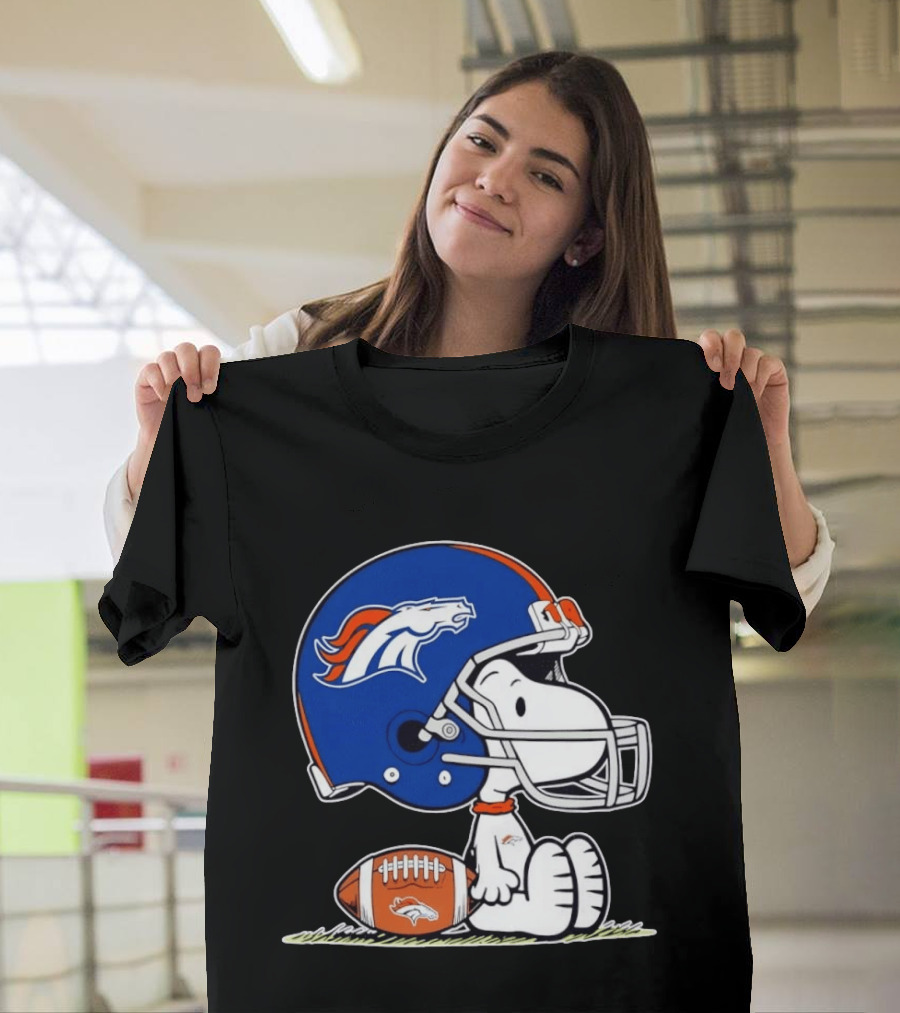 Peanuts Snoopy Denver Broncos Helmet Fan Favorite T-Shirt