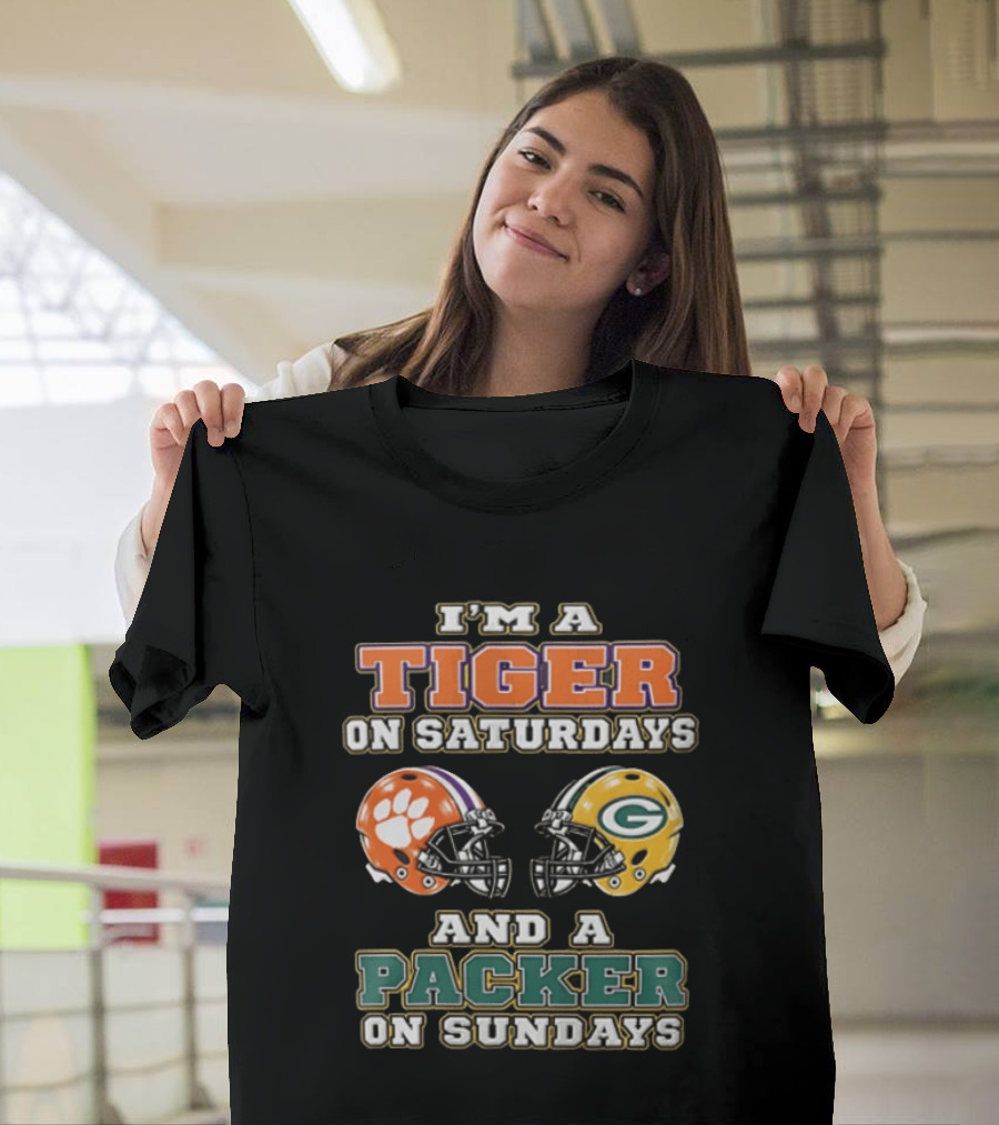 I'm A Tiger On Saturdays And A Packer On Sundays Clemson Green Bay Football Fan T-Shirt