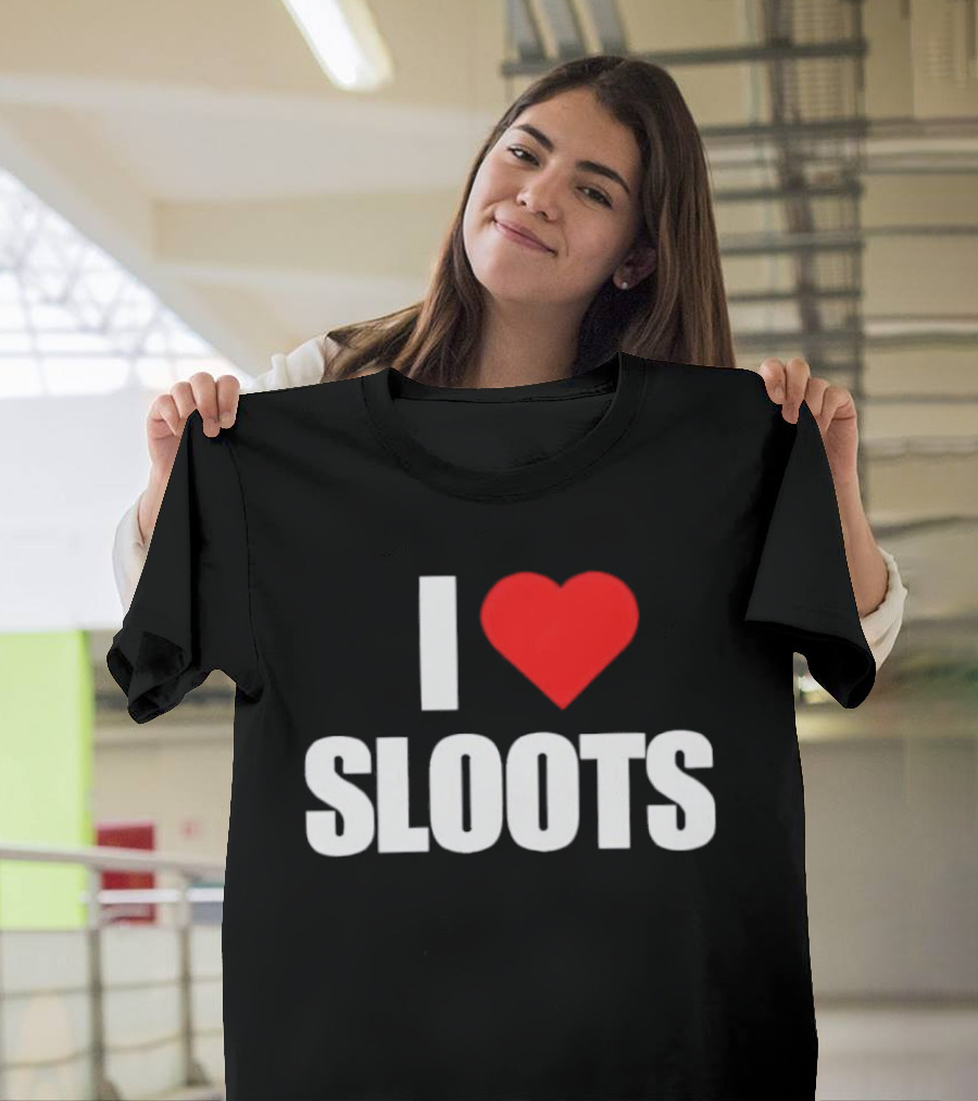 I Love Sloots Bold Statement Red Heart T-Shirt