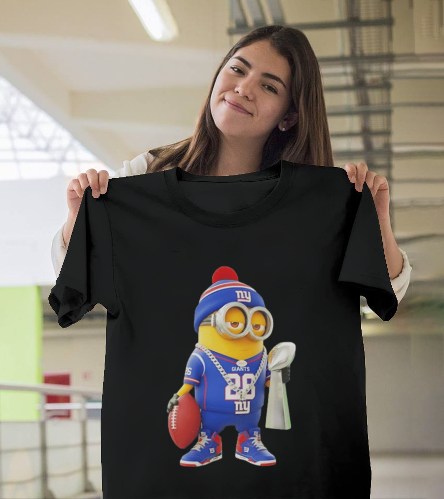 Minion In New York Giants Jersey With Football Trophy And Beanie T-Shirt
