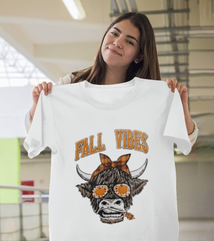 Fall Vibes Highland Cow Plaid Bow Sunglasses Pumpkins T-Shirt