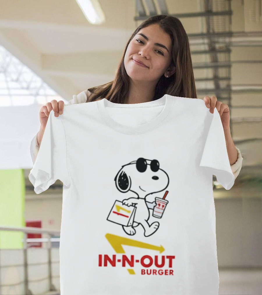 Snoopy With In N Out Burger Bag And Drink Peanuts Fast Food T-Shirt