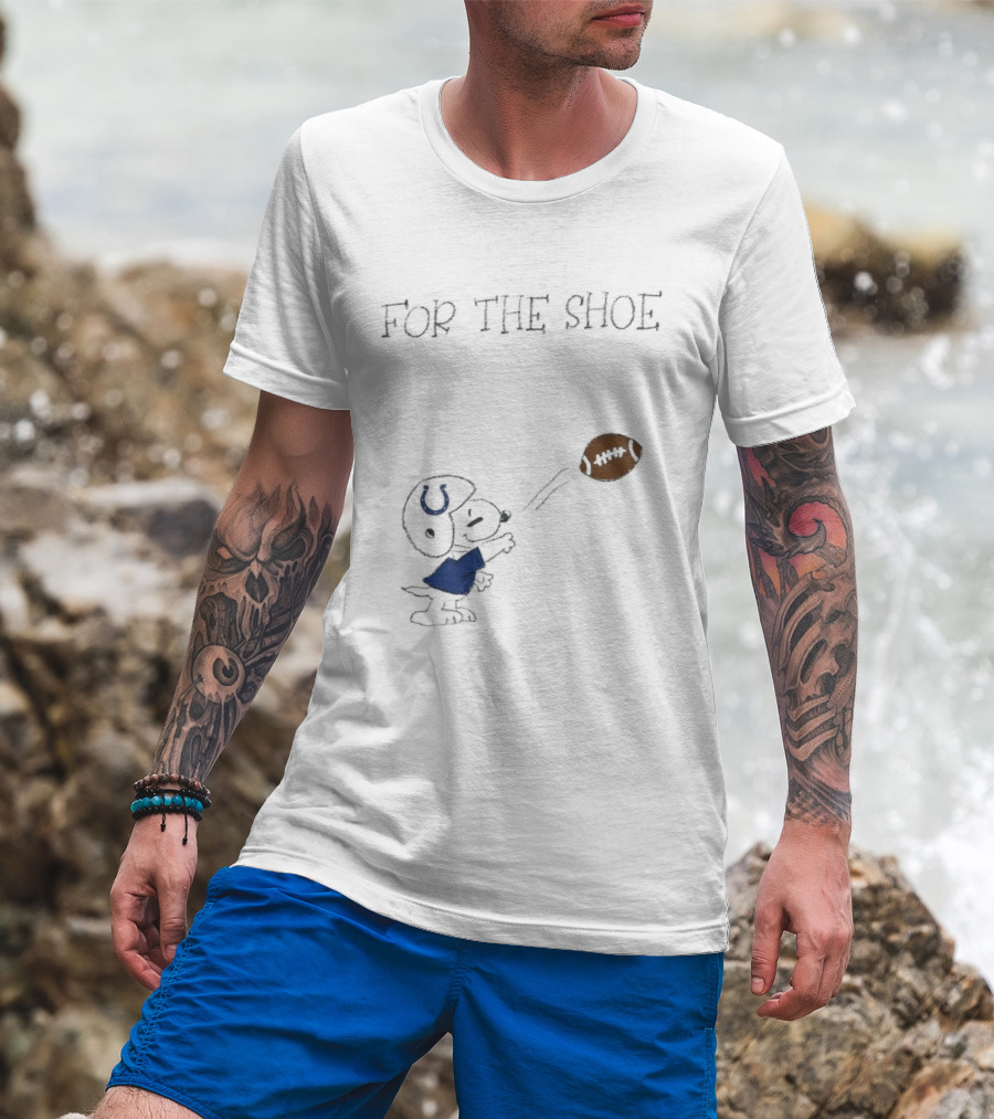 Snoopy Indianapolis Colts For The Shoe Football Sports Fans T-Shirt