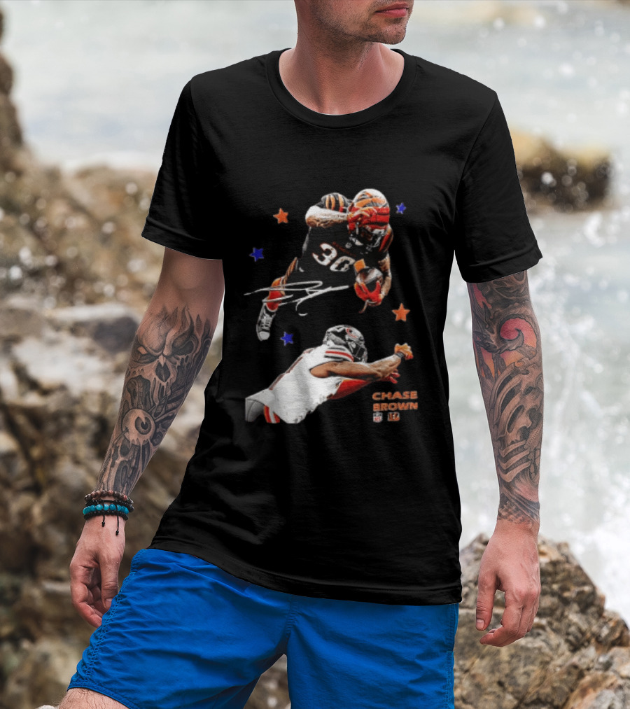 Cincinnati Bengals Chase Brown 30 Running Football Player With Stars T-Shirt