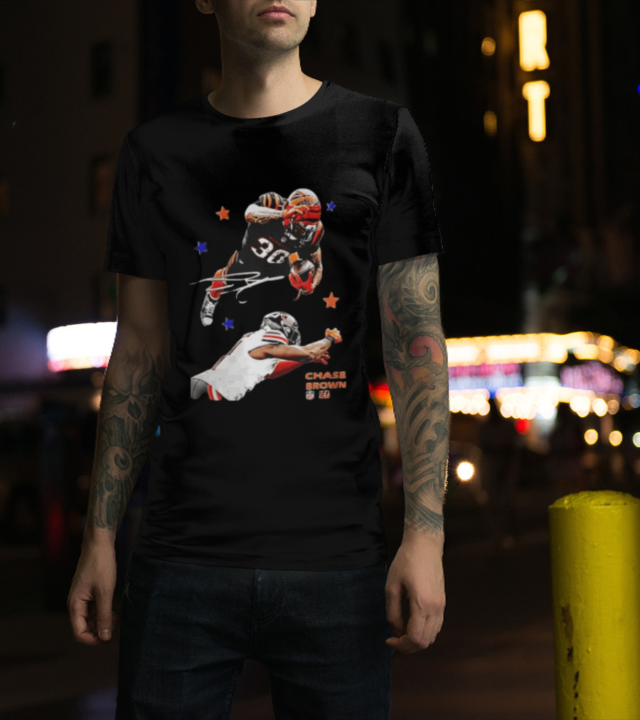 Cincinnati Bengals Chase Brown 30 Running Football Player With Stars T-Shirt