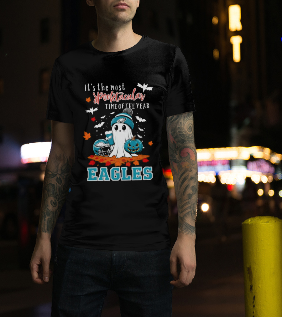 Philadelphia Eagles Spooktacular Halloween Ghost With Pumpkin And Helmet T-Shirt
