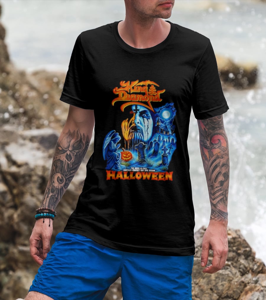 King Diamond The Moon Is Full Another Perfect Day Has Begun Halloween T-Shirt
