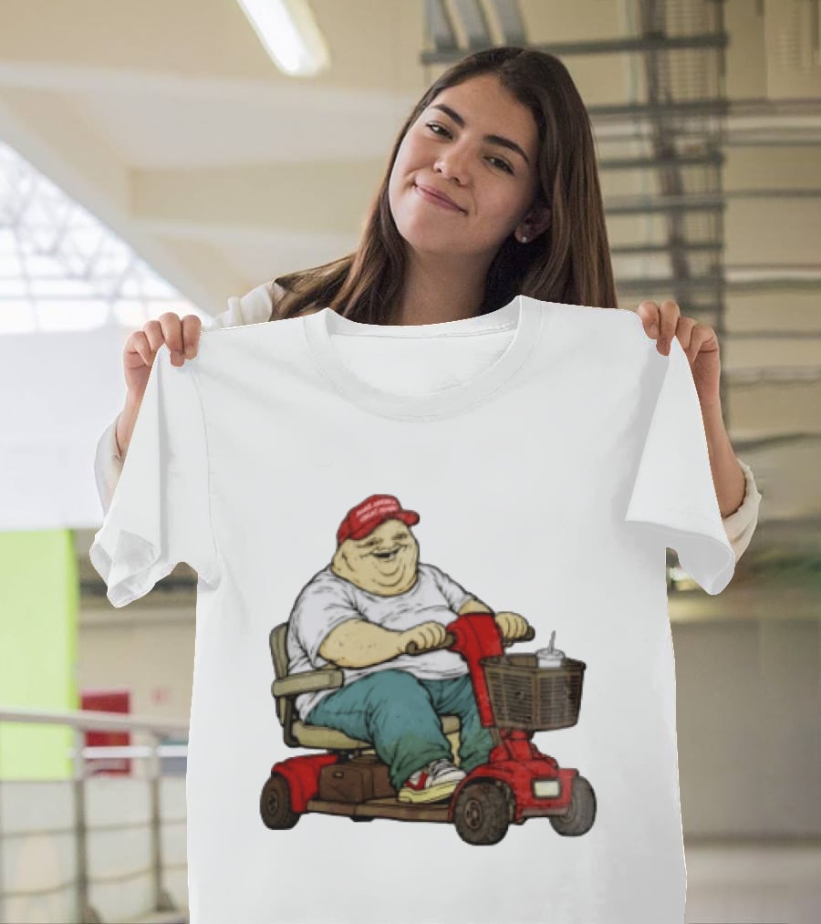Magachud Scooter McGillicutty Kiss Cut Red Cap Plus Size Mobility T-Shirt