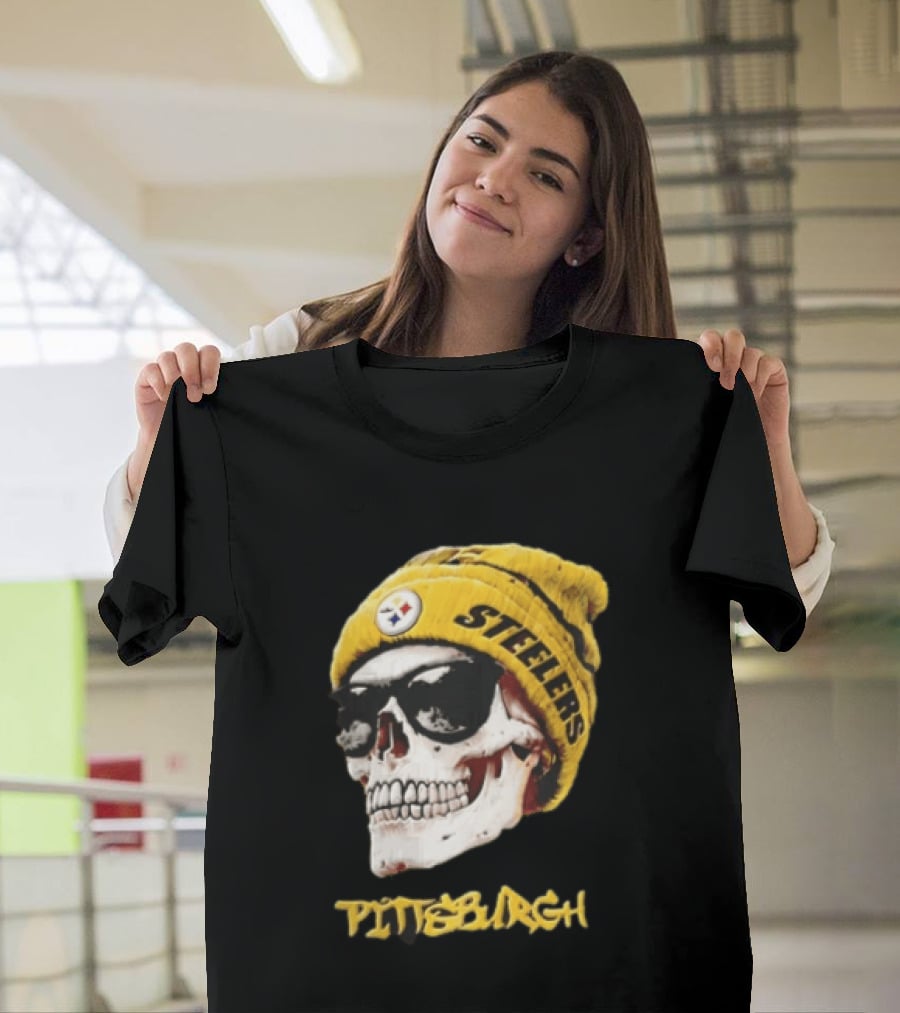 Pittsburgh Steelers Skull Yellow Beanie Sunglasses T-Shirt