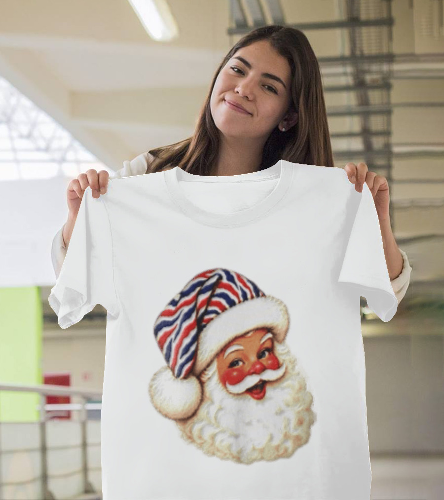 Buffalo Santa Christmas Holiday Vintage Cheerful Festive T-Shirt